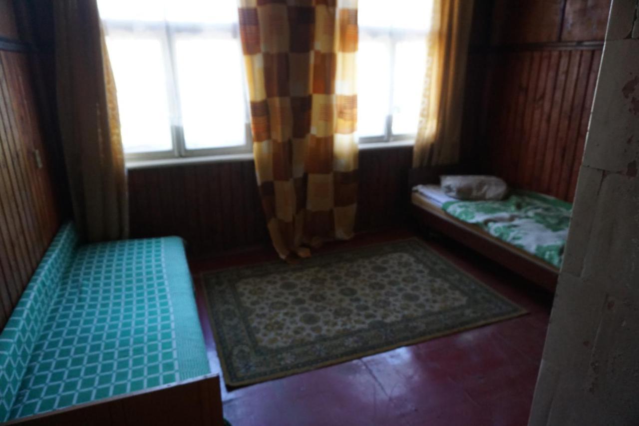 Pilskalnu Hostelis クルディーガ エクステリア 写真